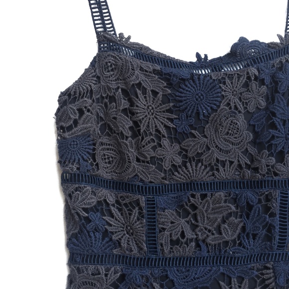 {Elie Tahari} Aimee Crochet Dress Size 2 - Picture 5 of 7